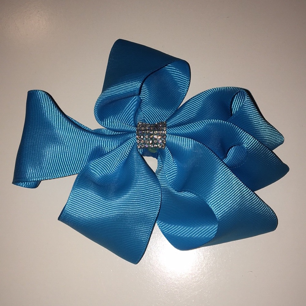 blue hair bow